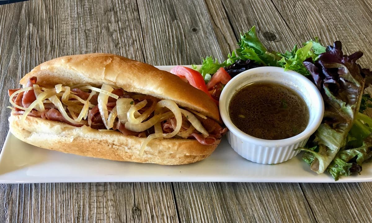 La Bifteck at Ghini's French Caffe (Photo courtesy of Ghini's French Caffe)