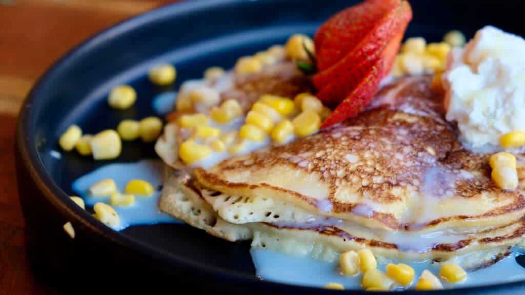 Tabu Pancakes at Tabu (Photo by Shane Reiser)