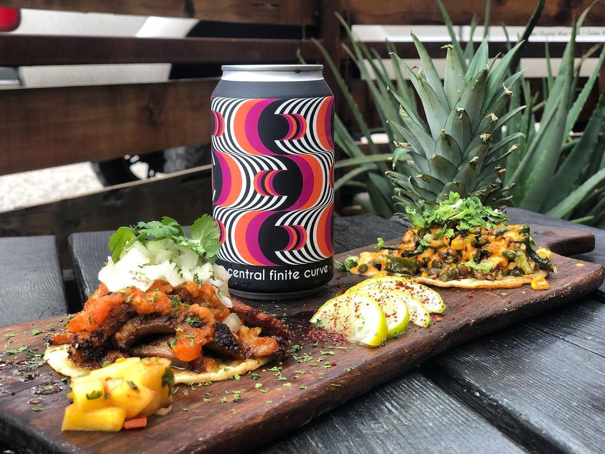 Ermanos Craft Beer & Wine Bar