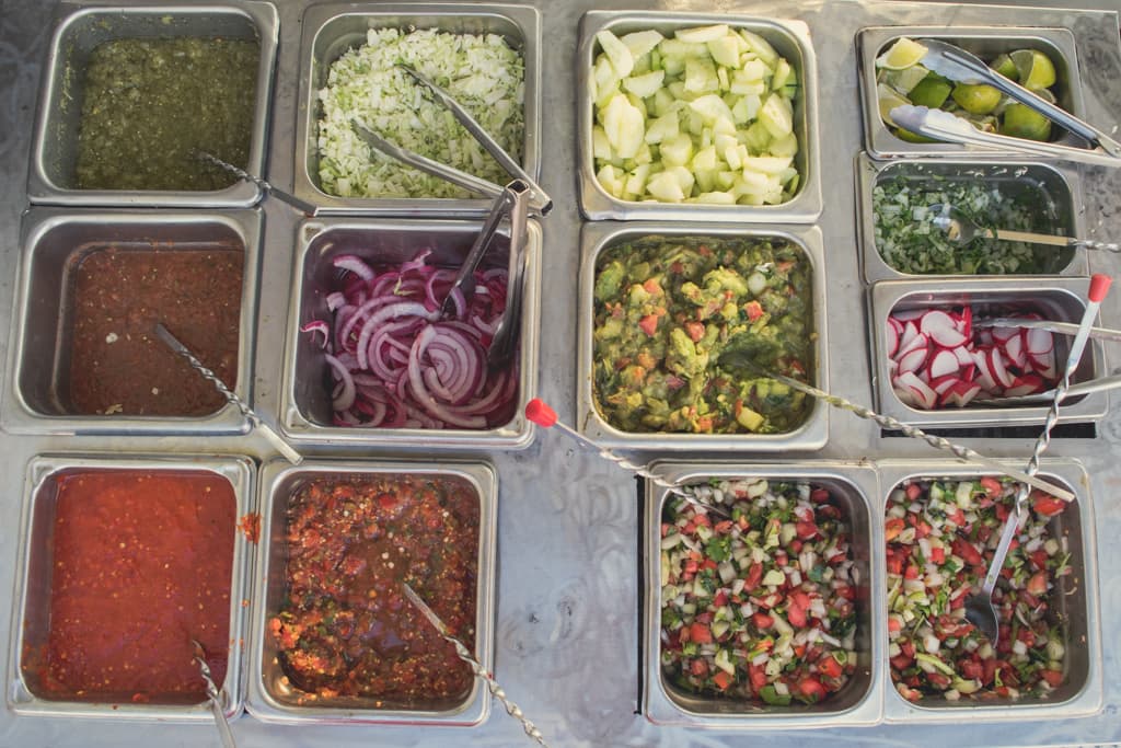 Salsa bar at La Bomba del Sabor at the Tanque Verde Swap Meet (Credit: Jackie Tran)