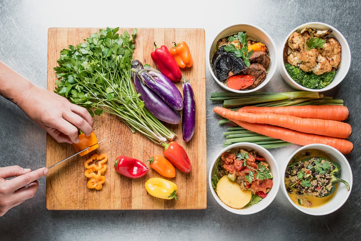 Tasteful Kitchen meal prep in action at the Tasteful Kitchen (Credit: Jackie Tran)