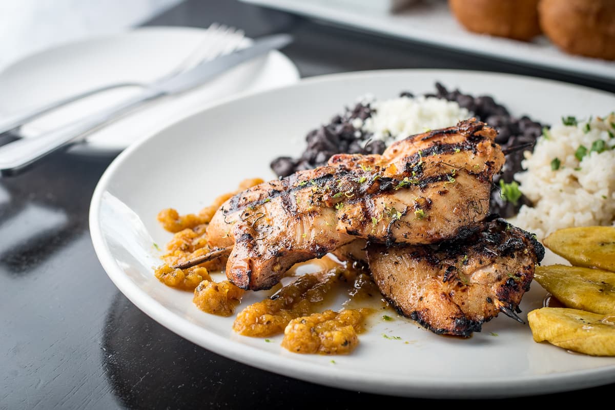 Anticuchos de Pollo at Contigo Latin Kitchen (Credit: Jackie Tran)