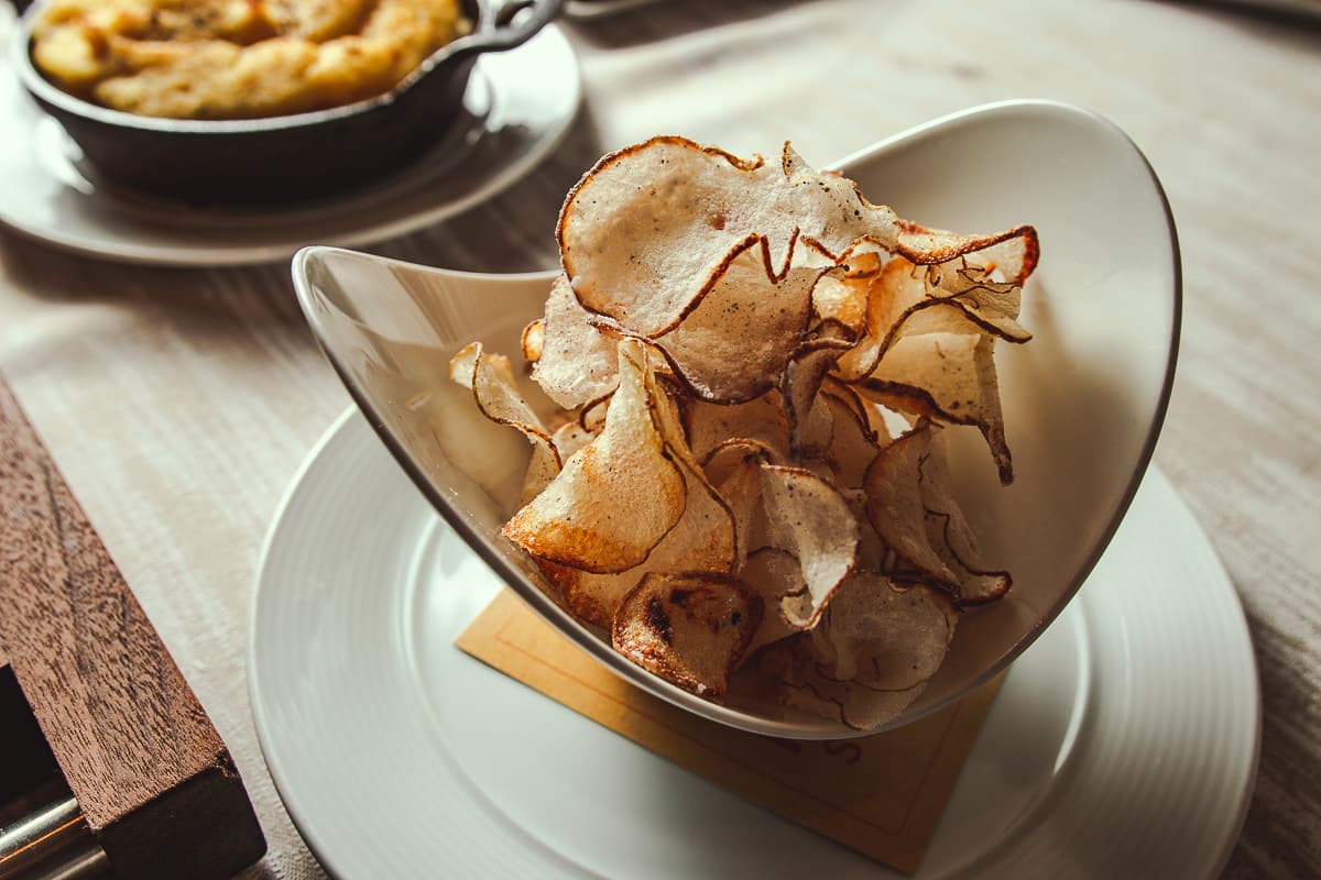 Salt & Vinegar Chips at PY Steakhouse (Credit: Jackie Tran)