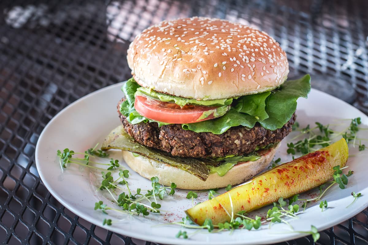 Green Chile Burger at Urban Fresh (Credit: Jackie Tran)
