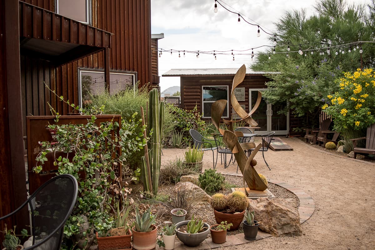 Patio at Tucson Hop Shop (Credit: Jackie Tran)