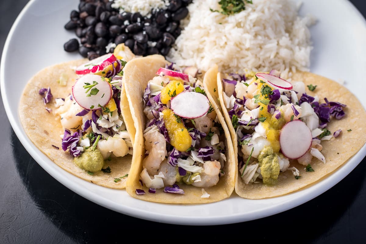 Tacos de Langosta at Contigo Latin Kitchen (Credit: Jackie Tran)