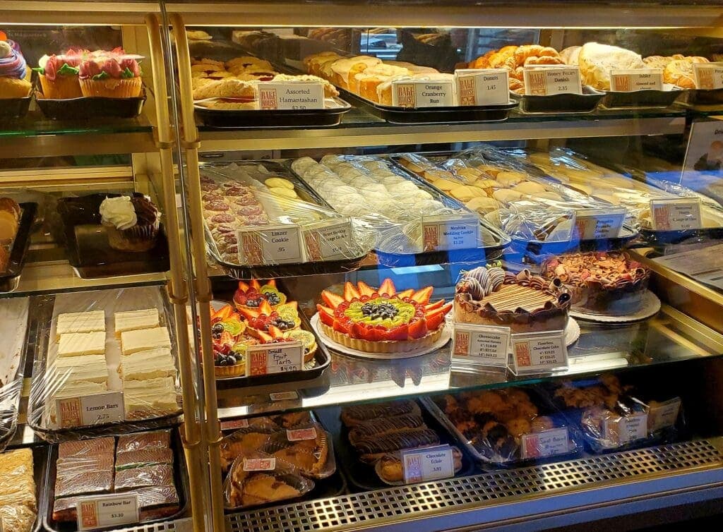 a display in a store filled with lots of food