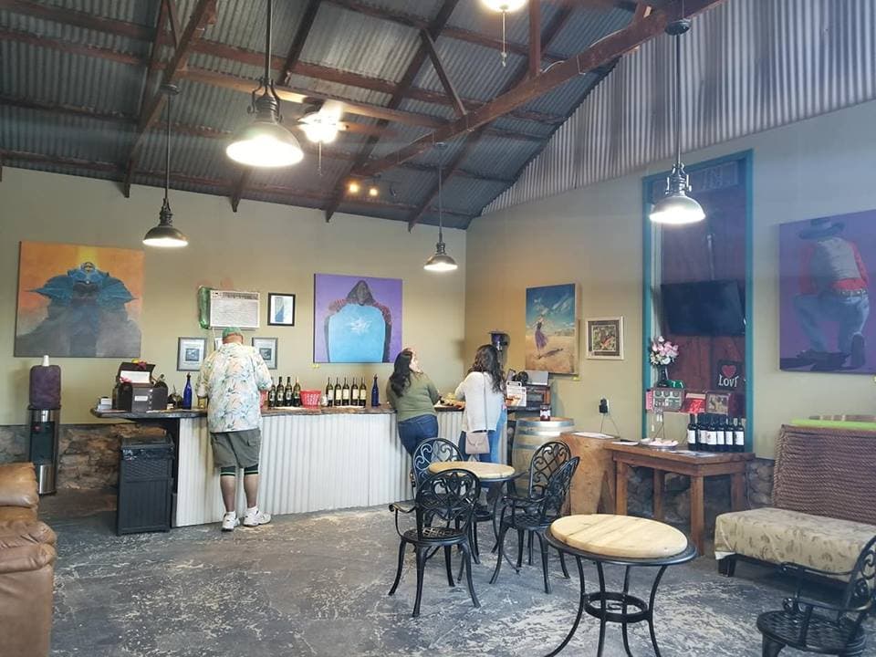 (Credit: Village of Elgin Craft Artisan Festival on Facebook)