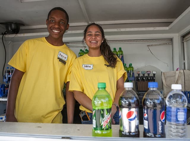 Volunteers at Tucson Meet Yourself 2013 (Credit: Steven Meckler)
