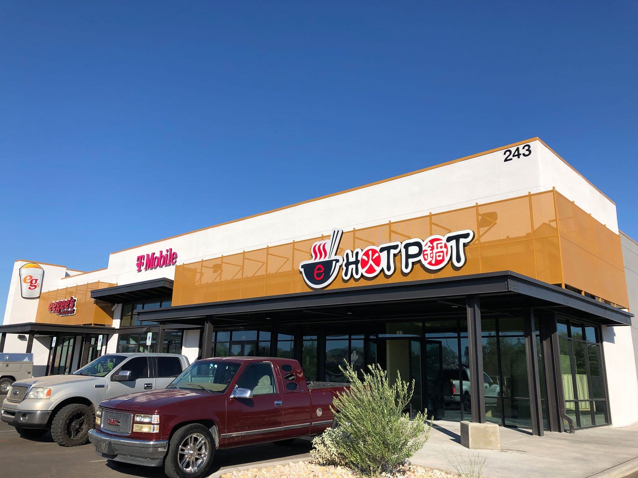 “eHotPot” to open mid-December at Speedway & Sixth Ave.