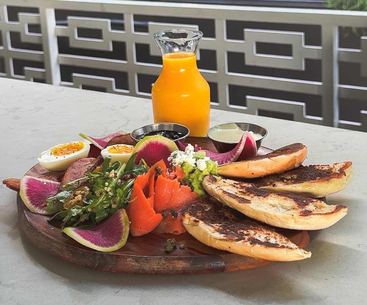 HUB Debuts Brunch Menu With Bottle and Board