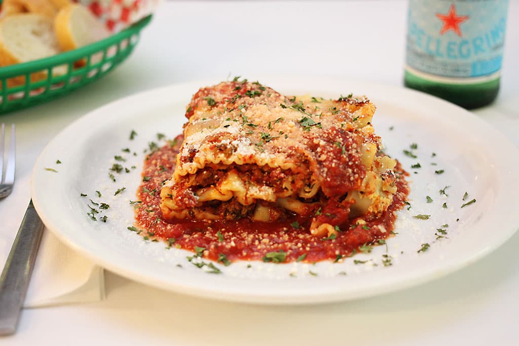 Doma’s Delights hosts Italian Pop-Up Dinner at the dreamy Urban Grove (MENU)
