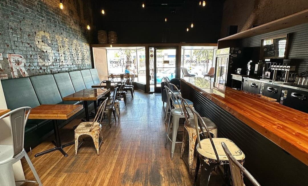 Team Behind Iron John’s Brewing to Open ‘Juniper’ — a Gin-Focused Bar
