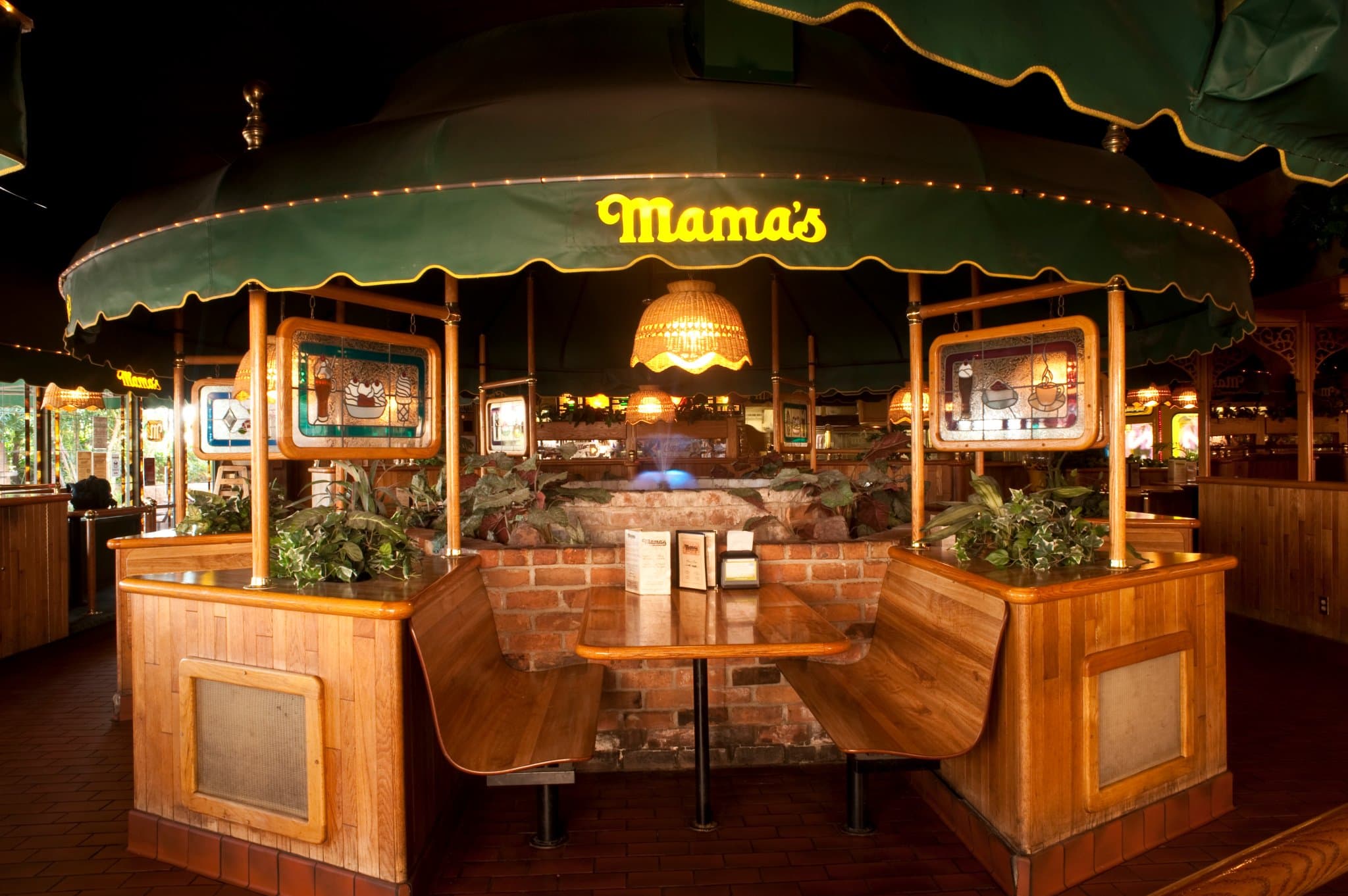 Mama’s Famous Pizza & Heroes Closes its 22nd Street Location