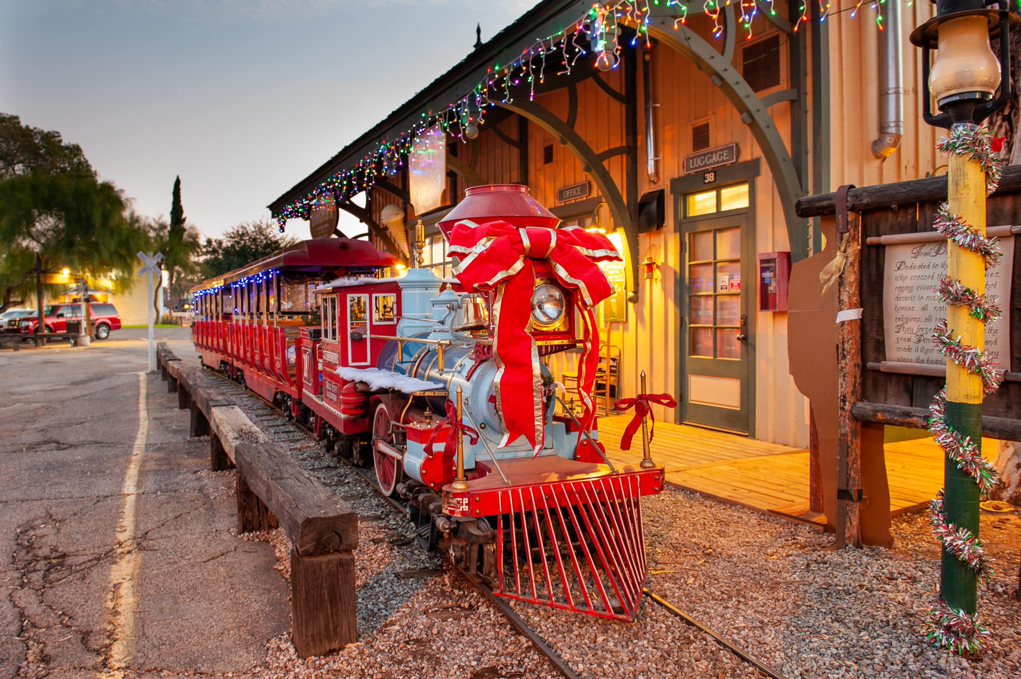 Merry Mercado: Holiday Shopping Experience at Trail Dust Town