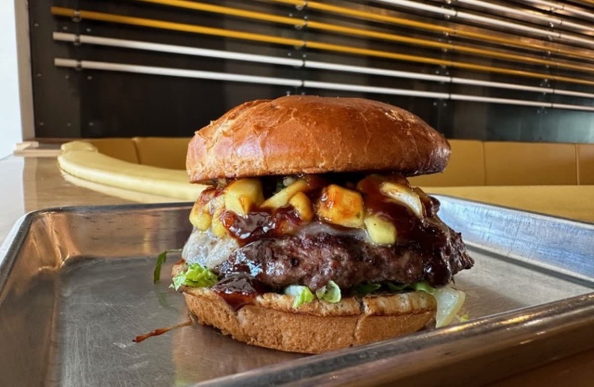 Monday Munchies: South Shore Burger at Iron John’s Brewing