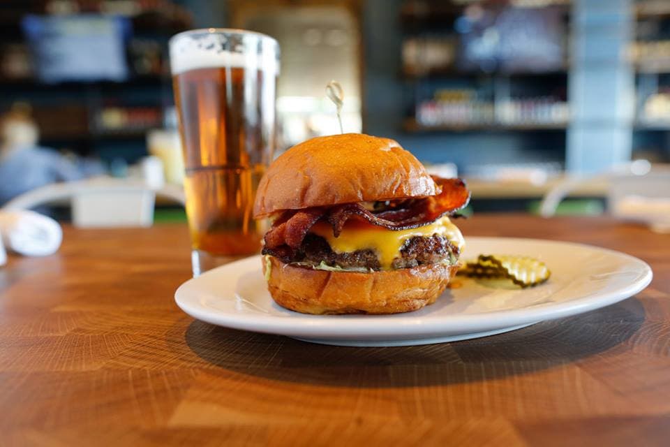 Mother Road & Prescott Brewing Join Zinburger For Four-Course Beer Dinner