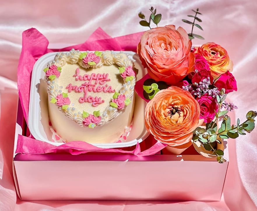 Mother’s Day 2023: Dine-in & to-go specials for Mom