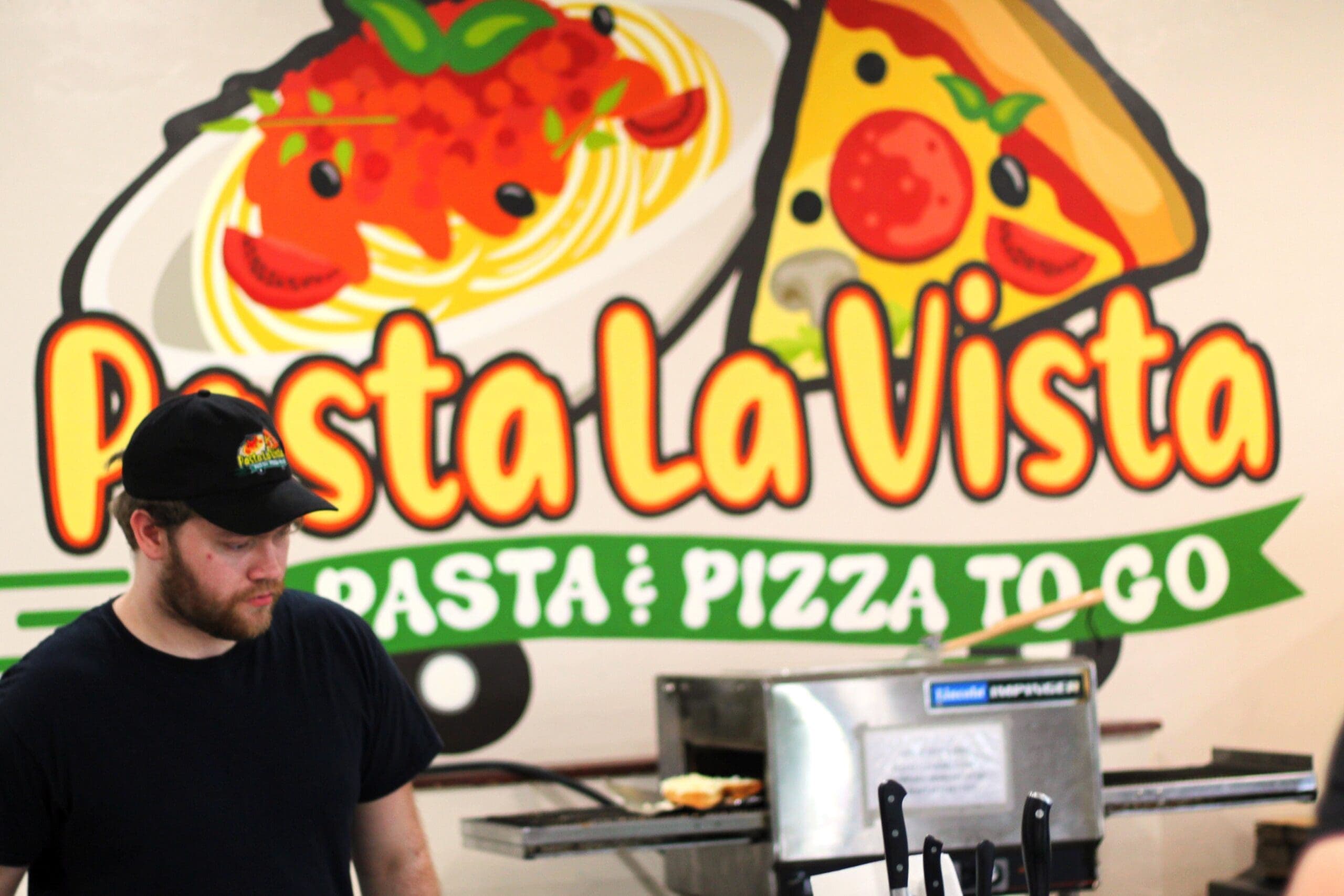 Pizza, meatballs & made-to-order lasagna at midtown’s ‘Pasta La Vista’