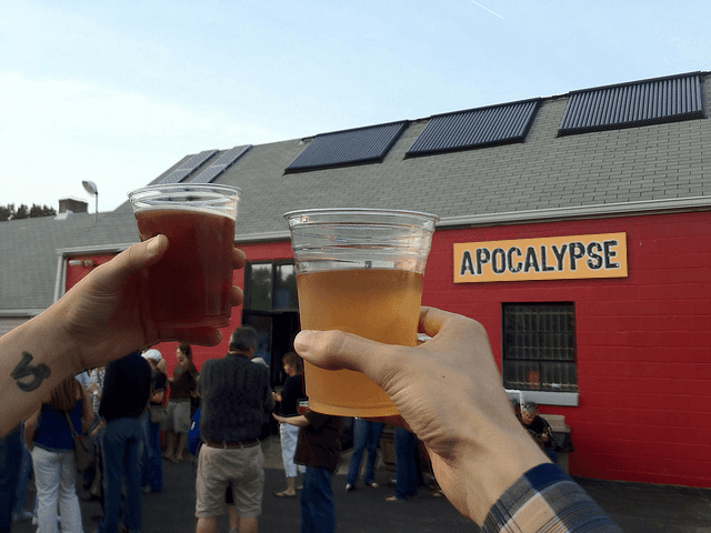 Gain Friends, Survive the Apocalypse: 8 Reasons to Start Homebrewing Now