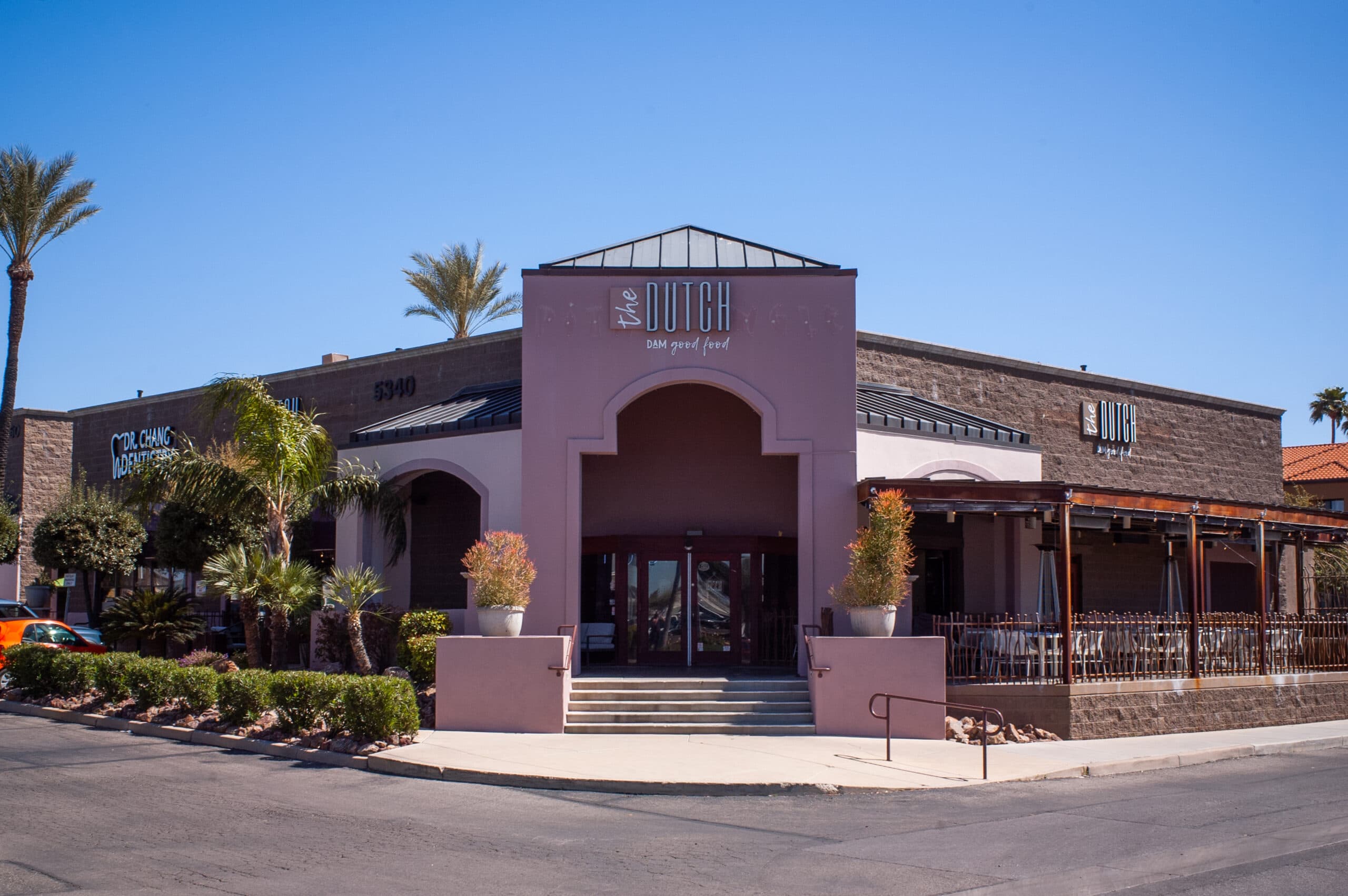 The Dutch Has Permanently Closed on Broadway Boulevard