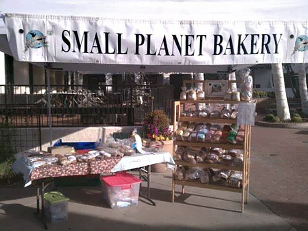 This Week At The Farmers Market: Fresh Eggs, Grass Fed Beef, Artisan Breads, Radishes, Green Onions