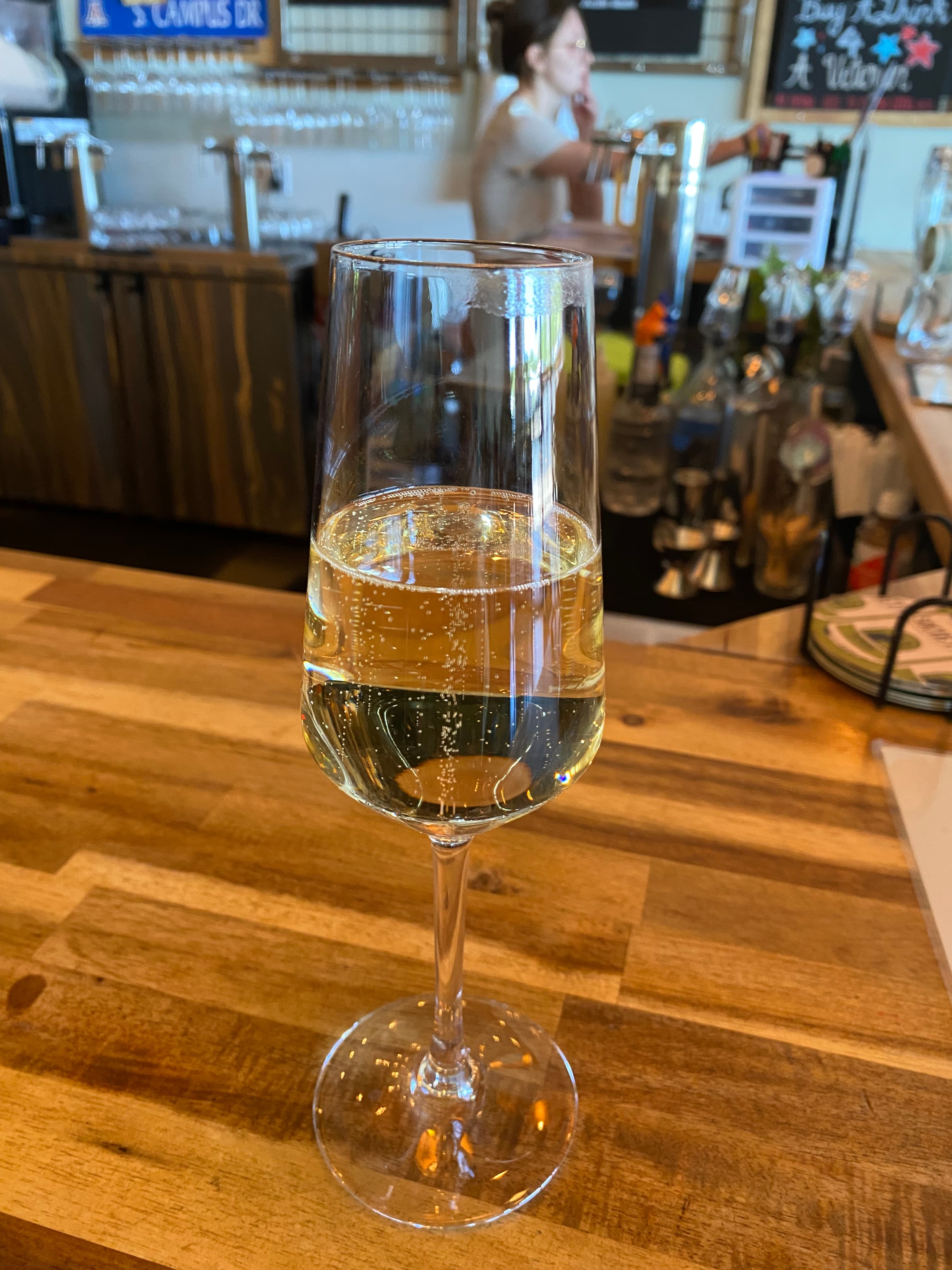 Blanc de Blanc Sparkling Wine