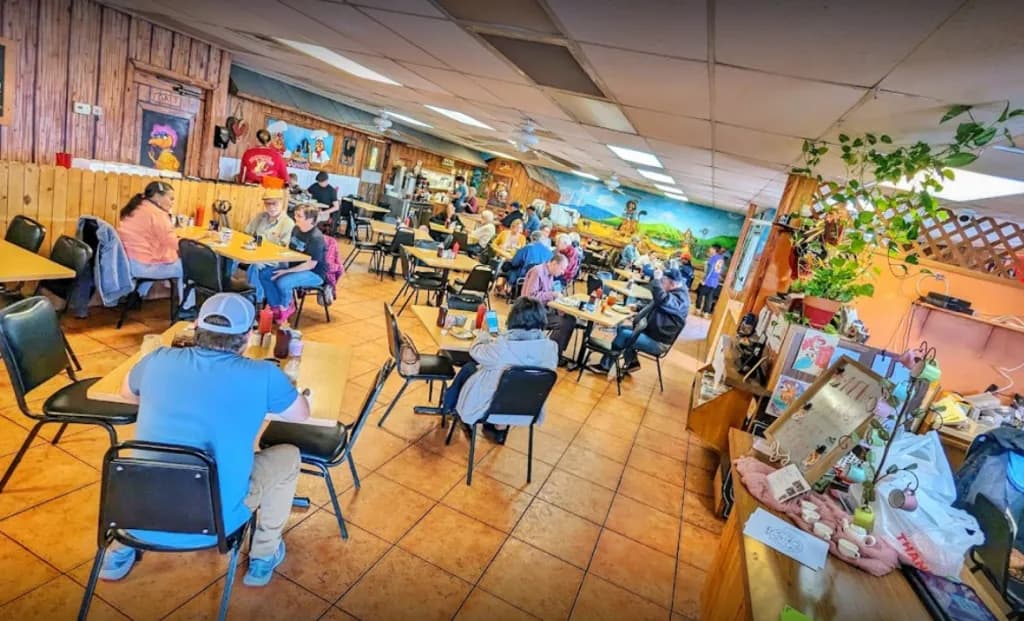Happy Rooster Cafe