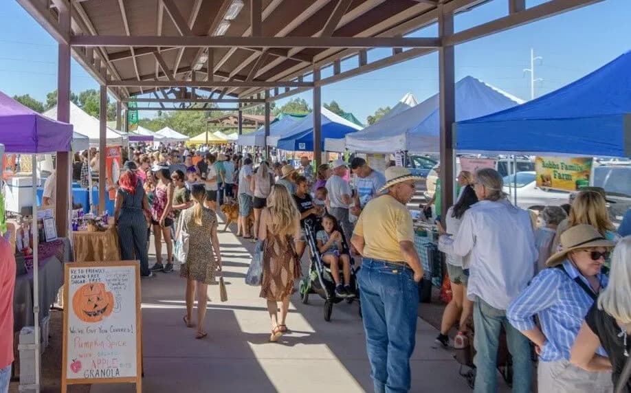 Heirloom Farmers Markets