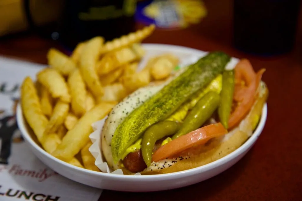 Lucky's Chicago Sandwiches