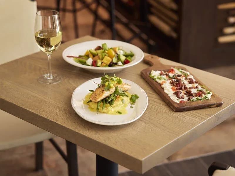 Pin + Flour Eatery