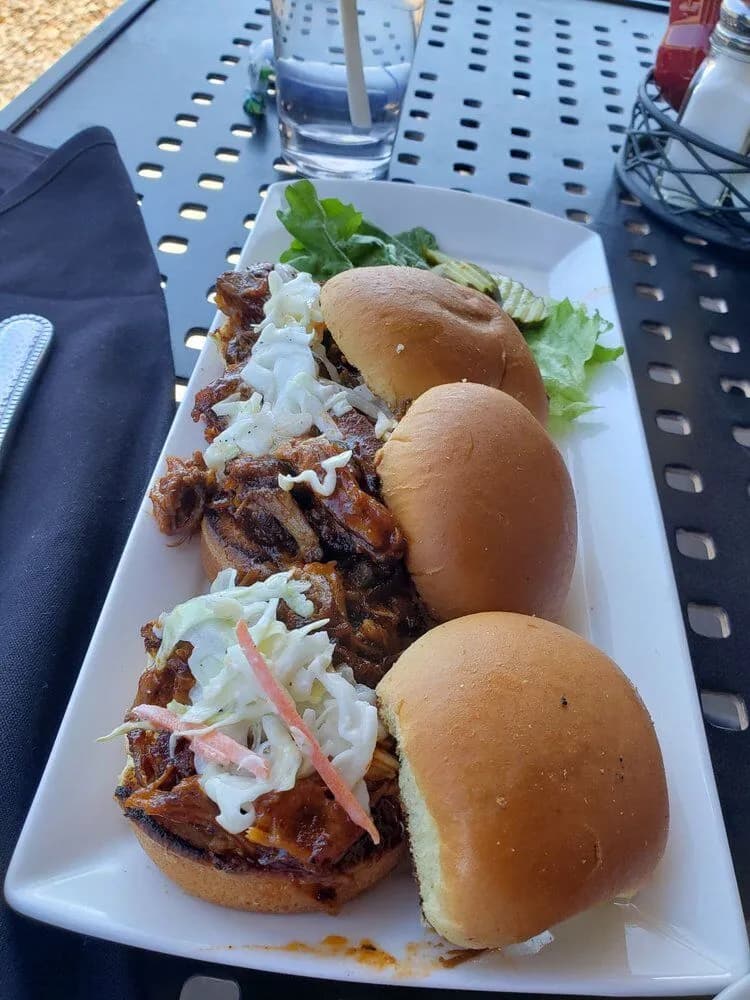 The Highlands Bar & Grille