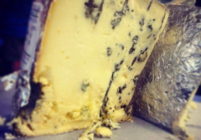 Rogue Creamery's Caveman Blue at Blu: A Cheese & Wine Stop in Tucson