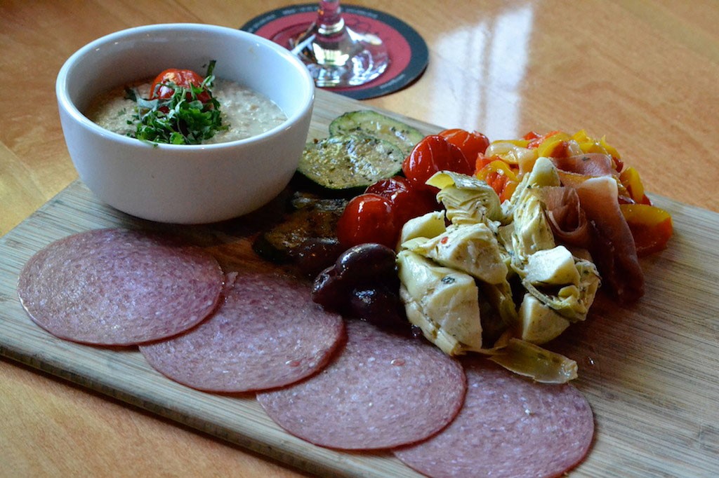 Antipasti Platter at Zona 78 (Credit: Lacey & Suede)