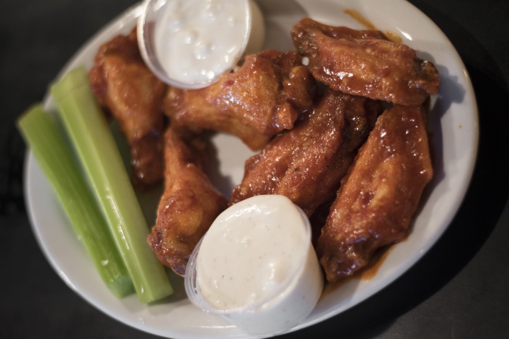 H1 wings at Trident Grill