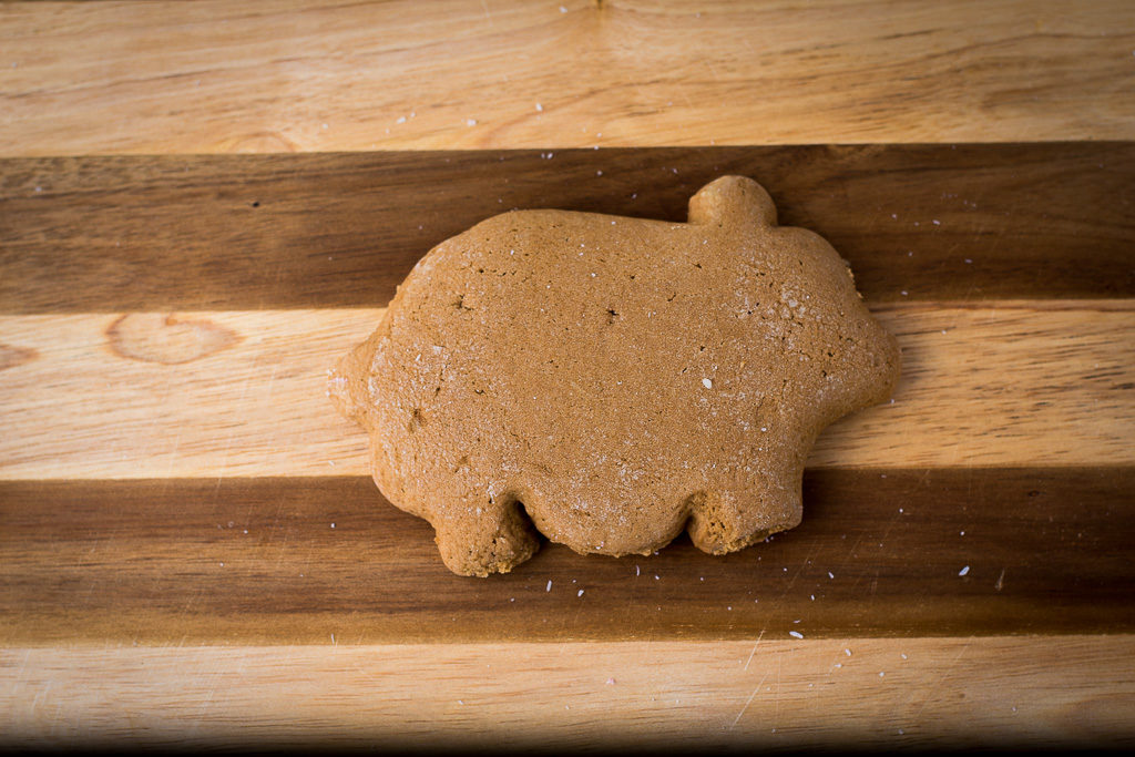 Cochito, a gingerbread cookie at La Estrella Bakery Inc. (Credit: Jackie Tran)