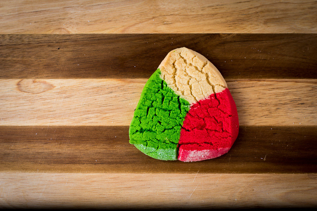 Bandera, a Mexican flag cookie at La Estrella Bakery Inc. (Credit: Jackie Tran)