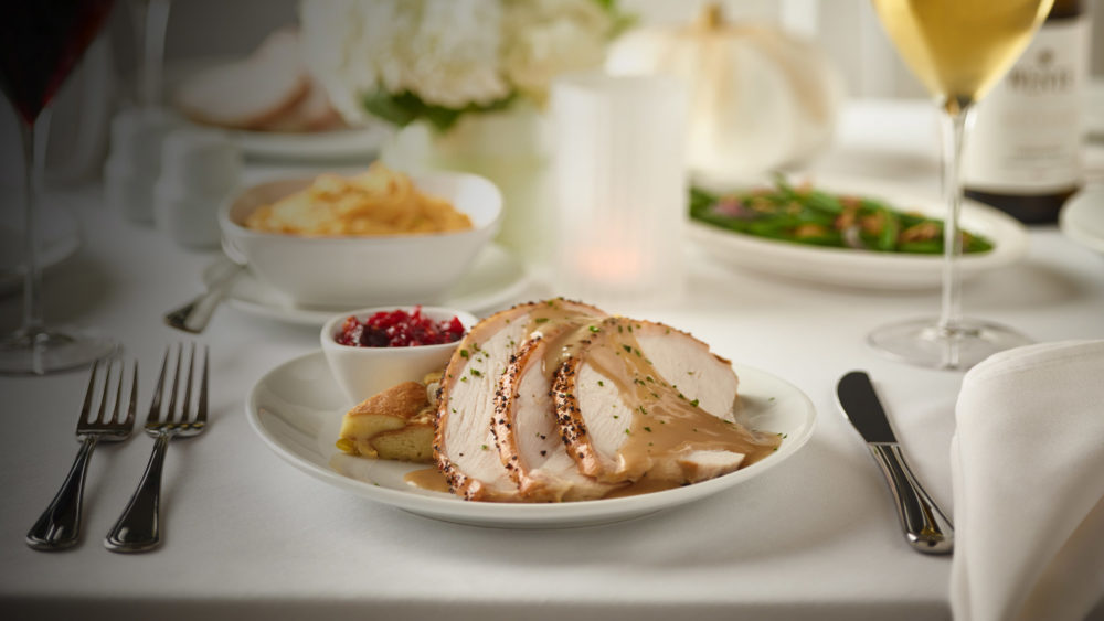 Want to dine out for Thanksgiving? Here are a growing number of options.