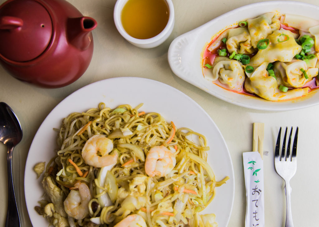 Lo mein and wontons at Kung Fu Noodle (Credit: Taylor Noel Photography)