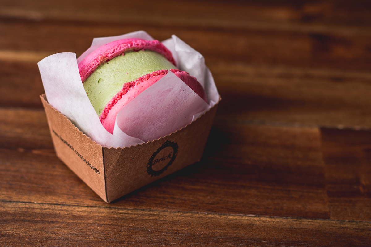 Green tea macaron ice cream sandwich (Photo by Jackie Tran)