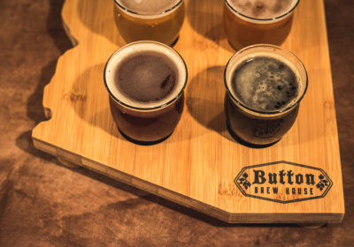 Beer flight at Button Brew House (Credit: Jackie Tran)