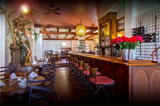 Cushing Street Bar & Restaurant (Photo courtesy Cushing Street Bar & Restaurant)