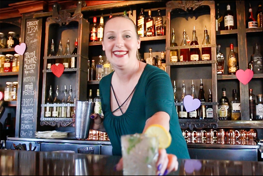 Mixologist Stephanie Kingman (Credit: Shana Rose Gegantoca)