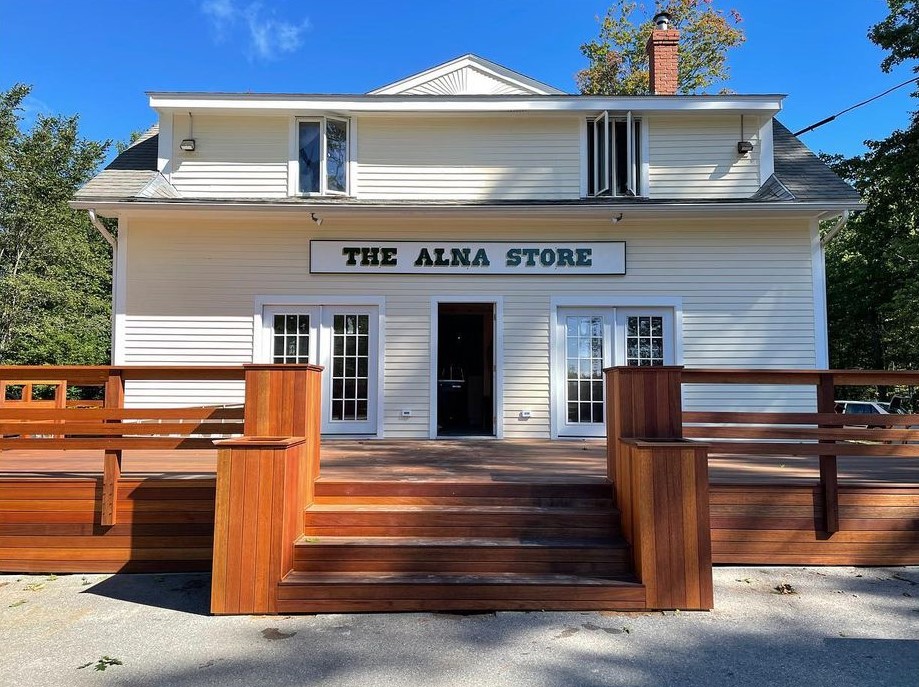 The Alna Store (Photo courtesy of 5 Points Market & Restaurant on Instagram)