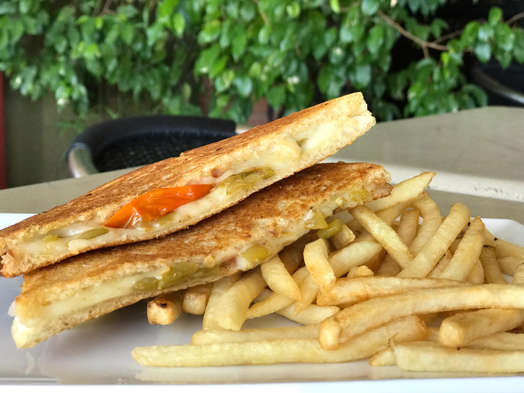 Green Chile and Tomato Grilled Cheese (Credit: Lovin' Spoonfuls)