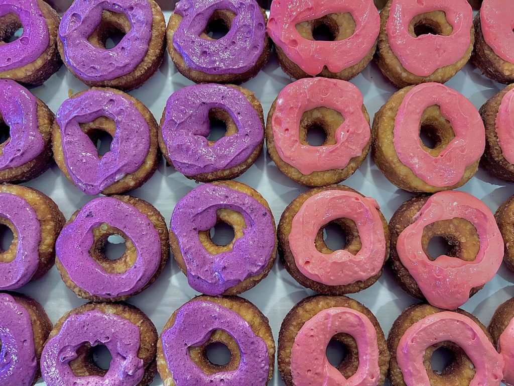 a picture of donuts
