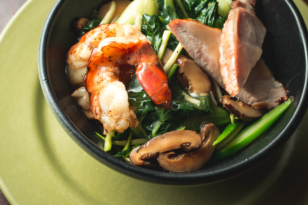 Ankake Pork + Shrimp Donburi at DOWNTOWN Kitchen + Cocktails (Credit: Jackie Tran)