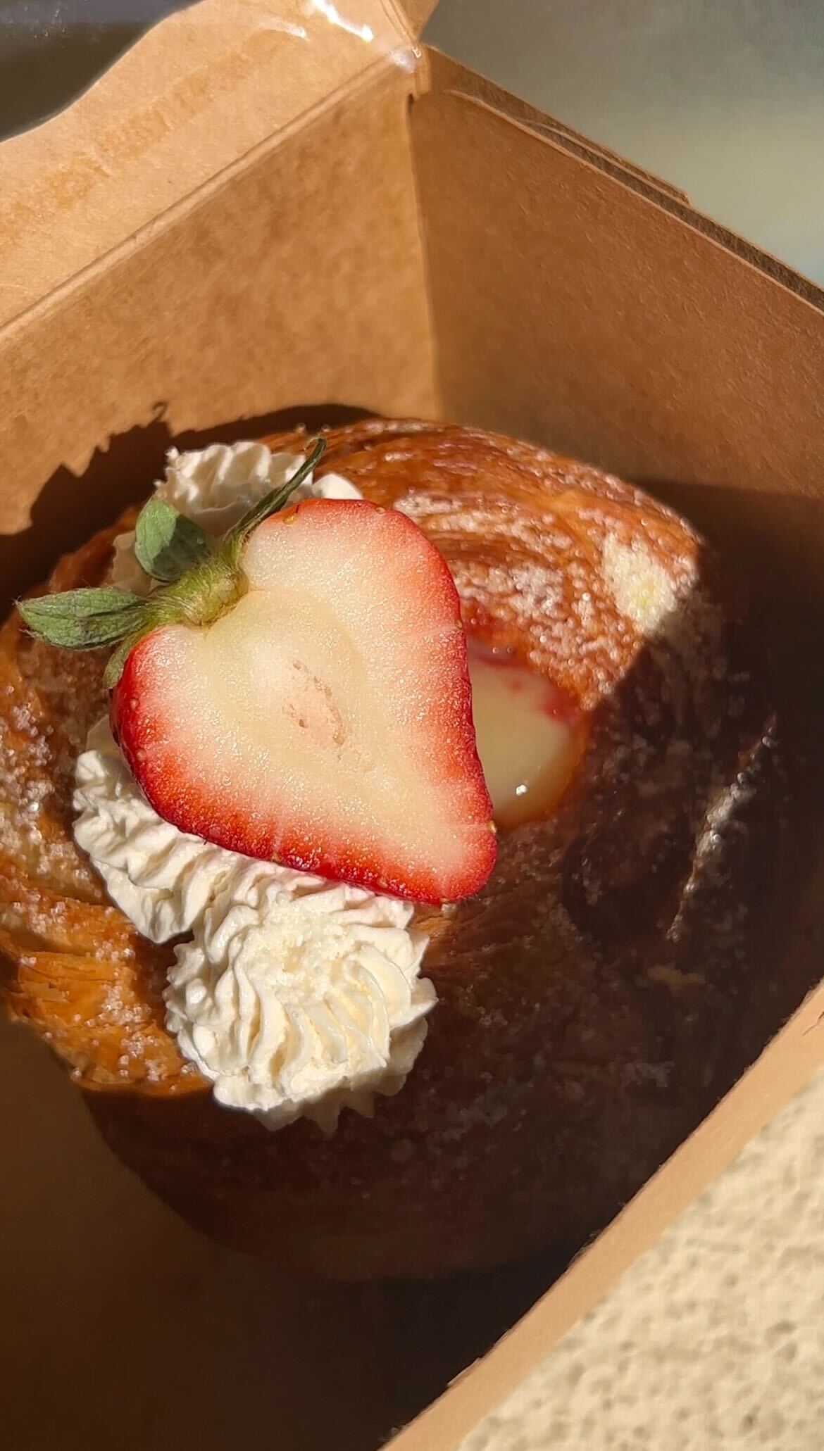 Strawberry Lemon Curd Cruffins at Houlden's Rise Above (Photo by Hannah Hernandez)