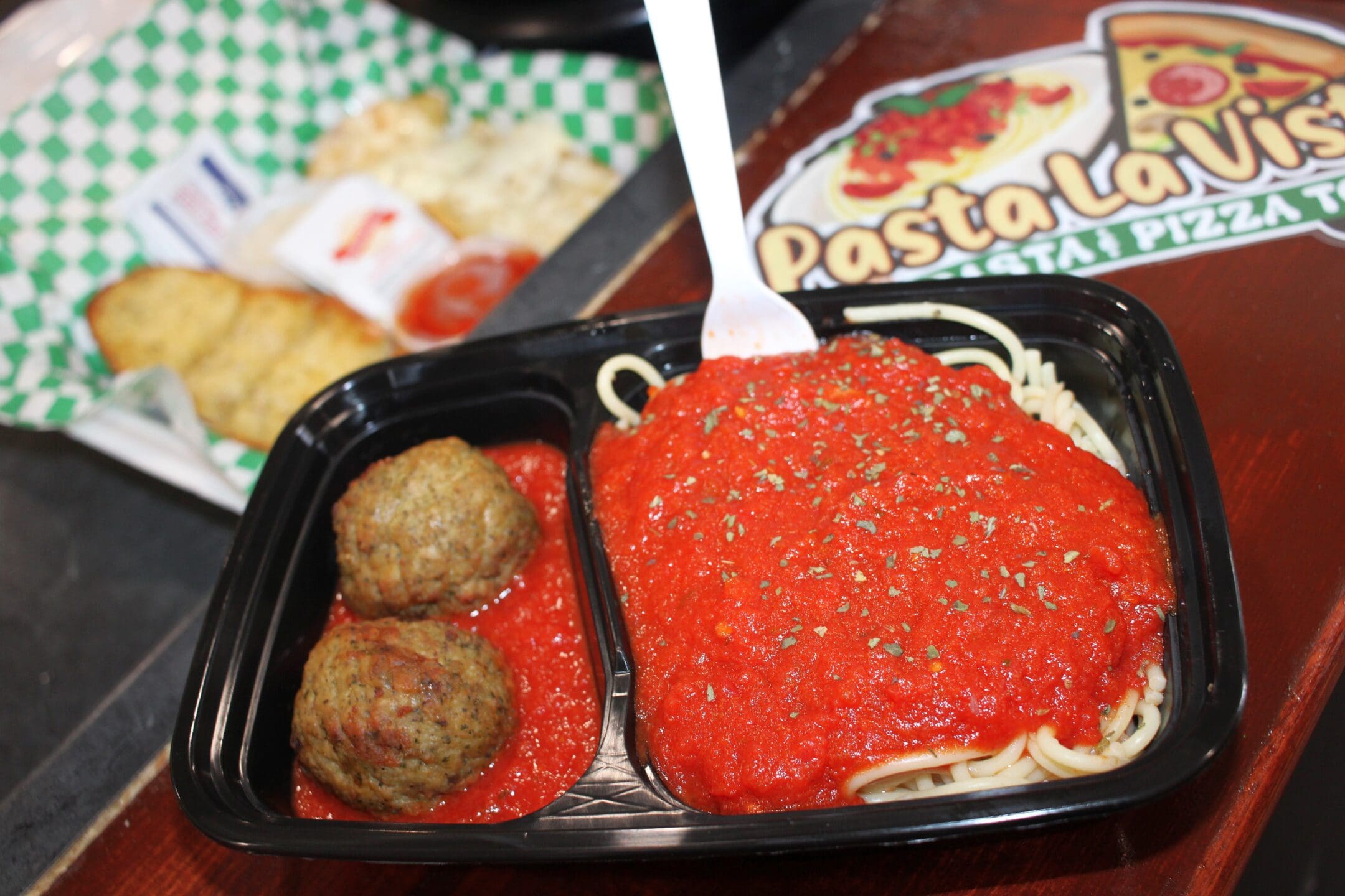 Pizza, meatballs & madetoorder lasagna at midtown's 'Pasta La Vista