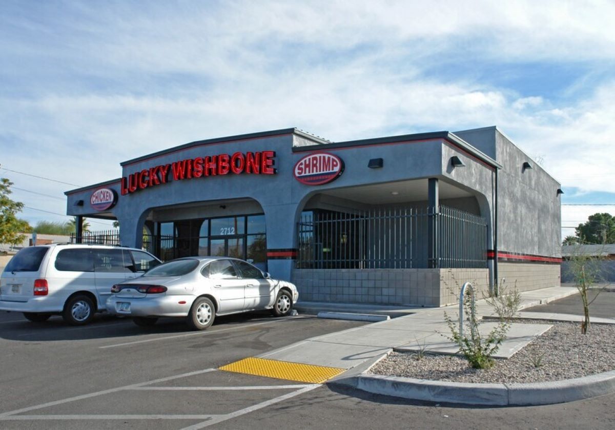 a car parked on the side of a building
